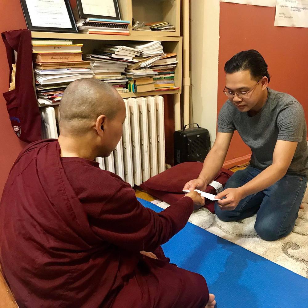 Meet your Posher, Lin lwin